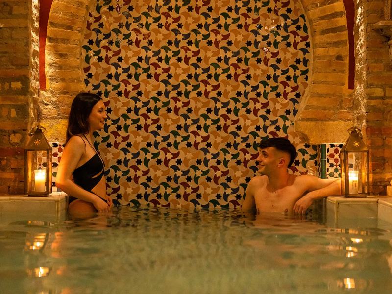 Piscina dell'Hammam Palacio Nazarí a Granada